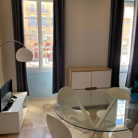 Appartement Coeur De Hyères